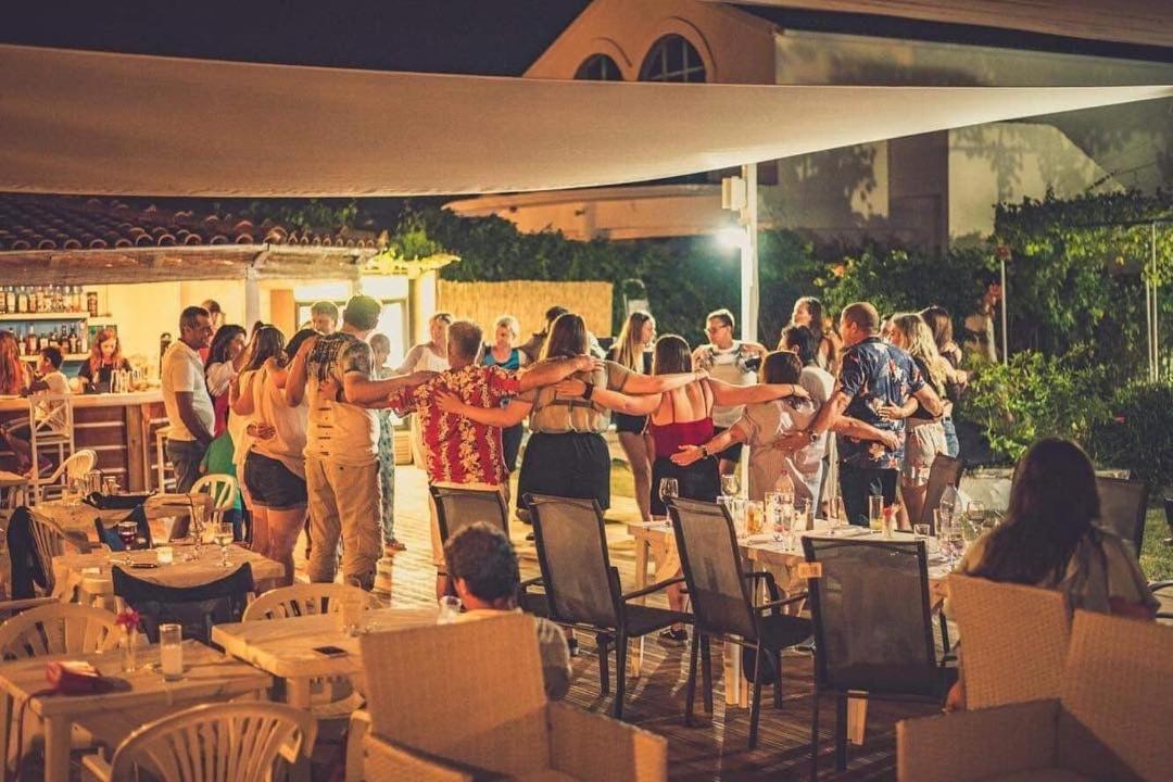 Aparthotel Erosea